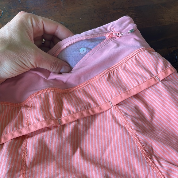 Shorts - Picture 2 of 2